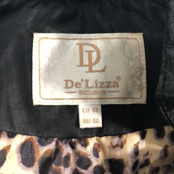 CLOAK DE’Lizza exclusive Internațional Corporation - Picture 8 of 16